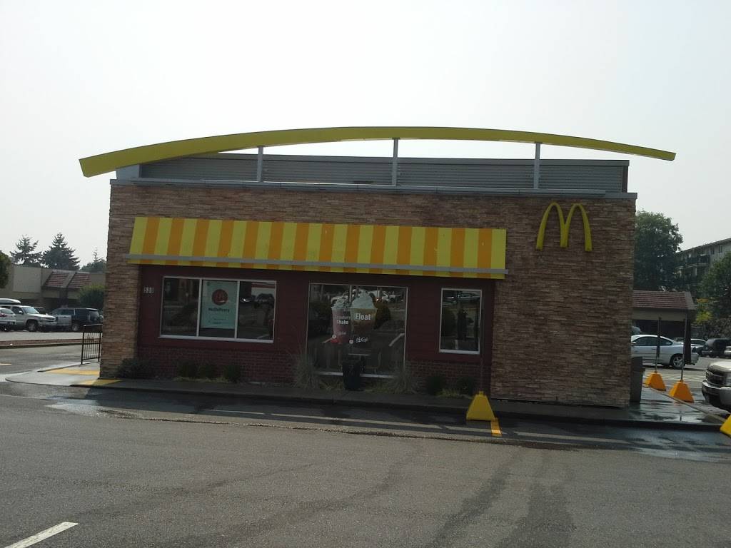 McDonalds | cafe | 530 128th St SW, Everett, WA 98204, USA | 4252905156 OR +1 425-290-5156