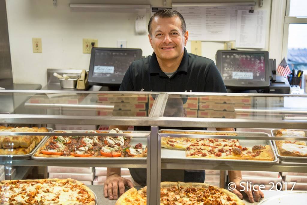 Mezzaluna | restaurant | 118 Brook St, Scarsdale, NY 10583, USA | 9147224854 OR +1 914-722-4854