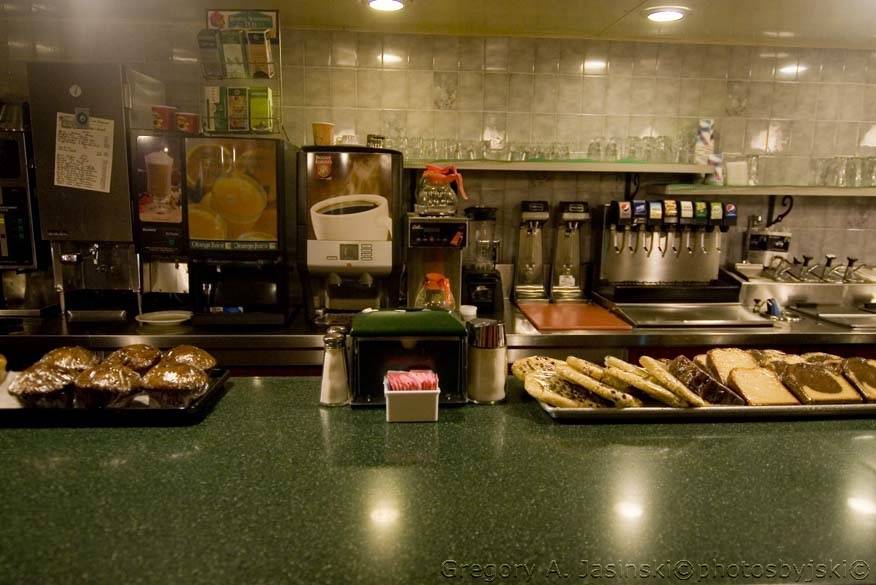 Daily Treat Restaurant | restaurant | 177 E Ridgewood Ave, Ridgewood, NJ 07450, USA | 2016529113 OR +1 201-652-9113