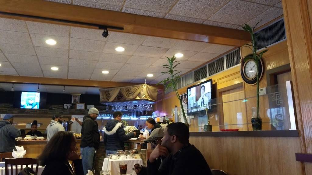 Savannahs Southern Belle Restaurant | restaurant | 10 E Blancke St, Linden, NJ 07036, USA | 9085835260 OR +1 908-583-5260