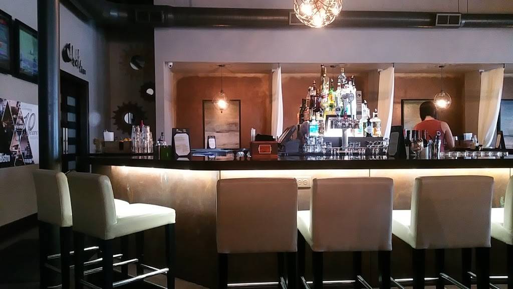 Plae Bistro | restaurant | 1671 Hoffman Rd #10, Green Bay, WI 54311, USA | 9206327065 OR +1 920-632-7065