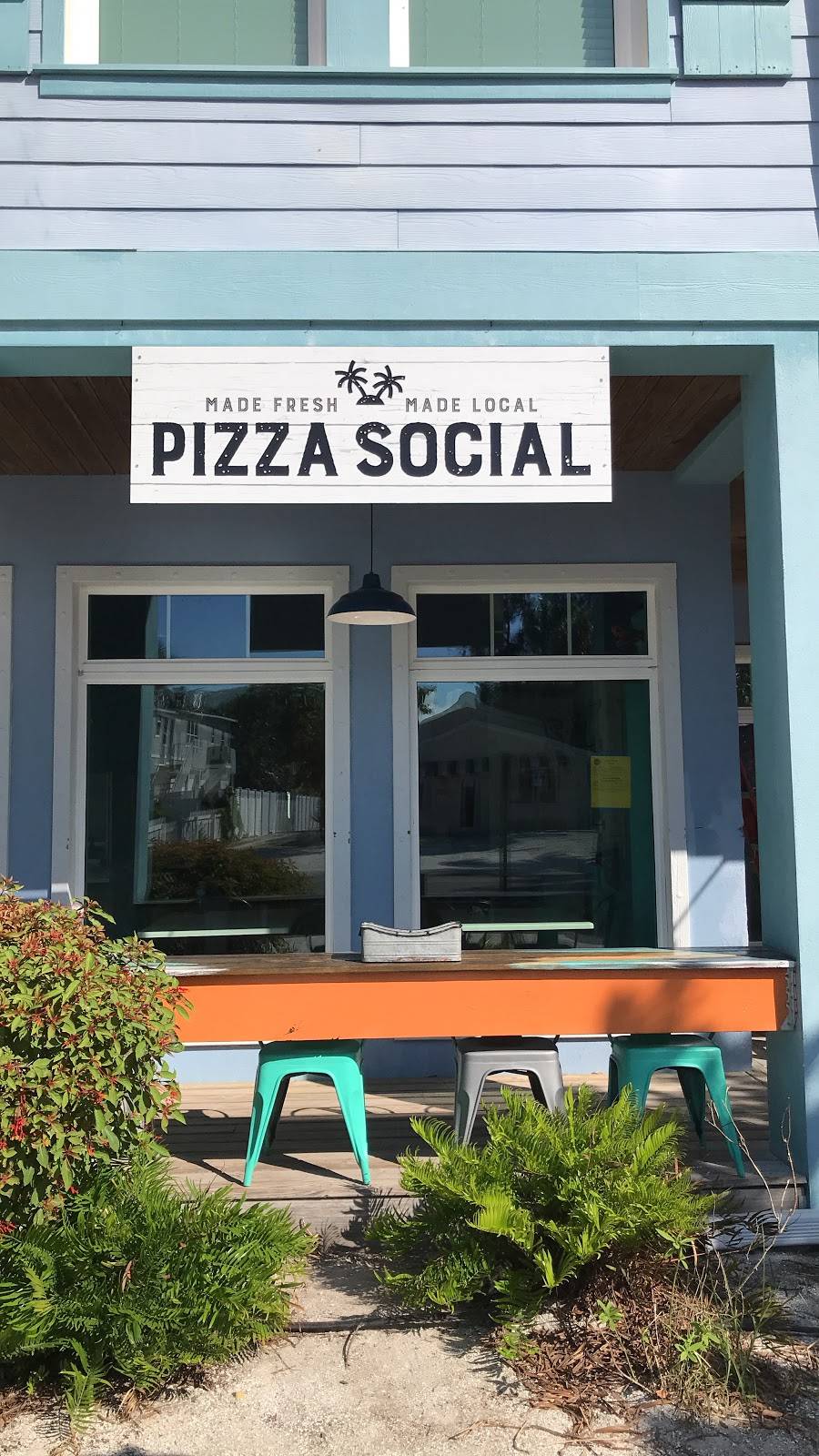 Pizza Social | restaurant | 308 Pine Ave, Anna Maria, FL 34216, USA | 9412514070 OR +1 941-251-4070