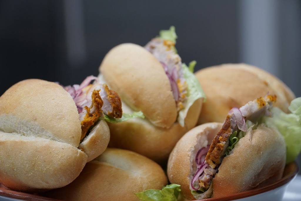 Inca Social | restaurant | 2670 Avenir Pl, Vienna, VA 22180, USA | 7034887640 OR +1 703-488-7640