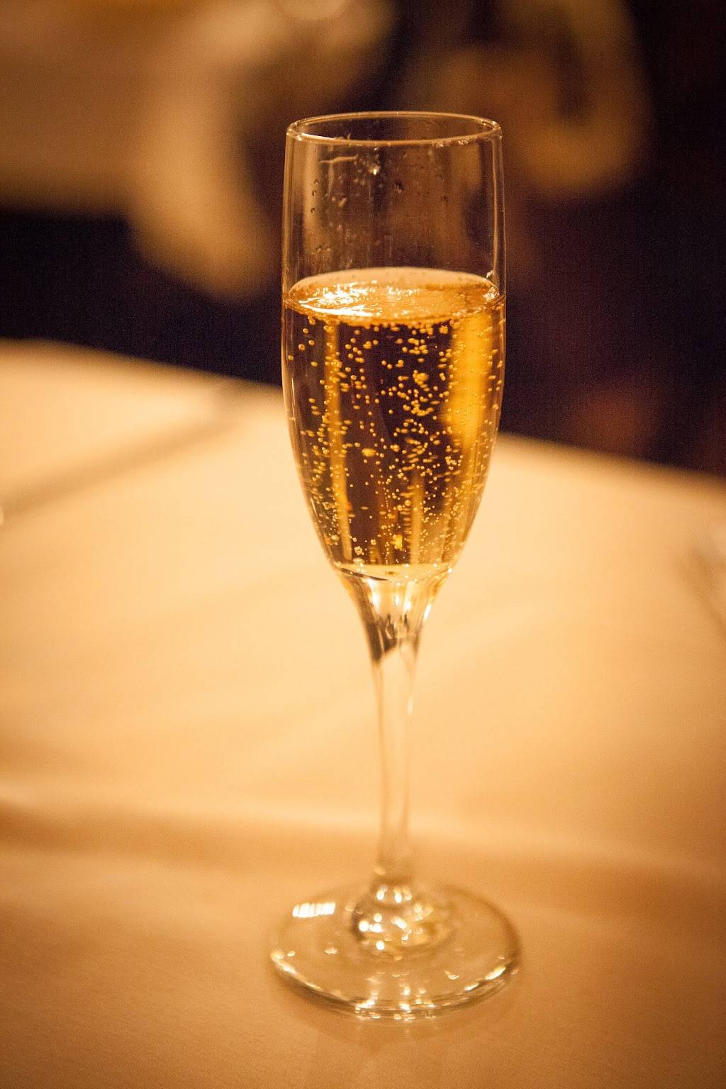 The Lake House Restaurant | restaurant | 1181 Emerald Bay Rd, South Lake Tahoe, CA 96150, USA | 5305413433 OR +1 530-541-3433