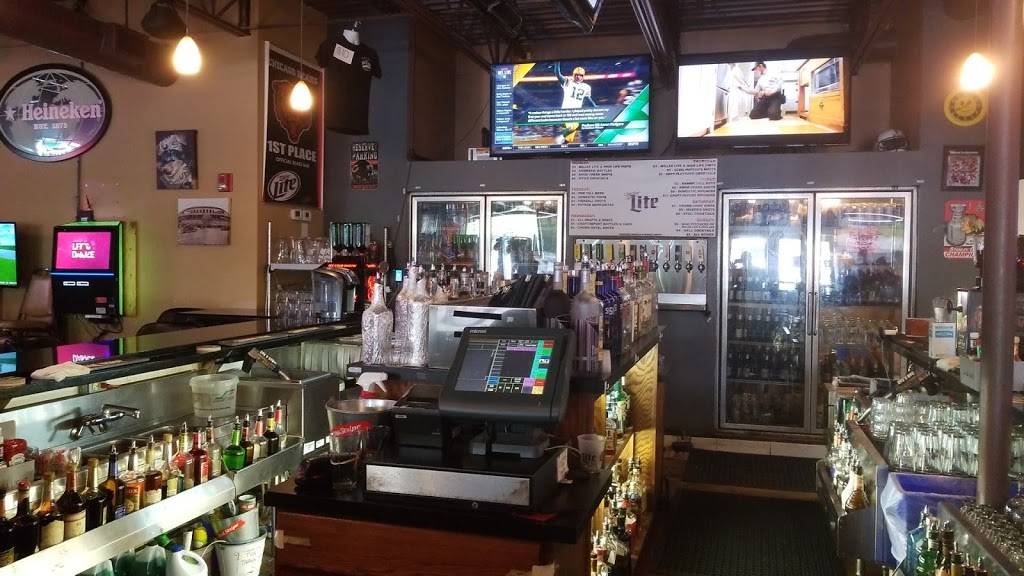 First Place Sports Bar & Grill | restaurant | 1736 Algonquin Rd, Hoffman Estates, IL 60192, USA | 8473593333 OR +1 847-359-3333
