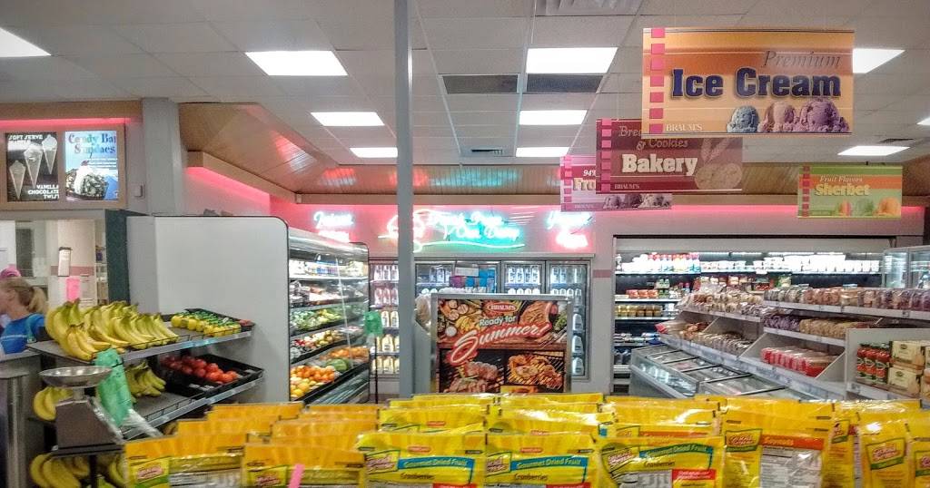 Braums Ice Cream & Burger Restaurant | restaurant | 2121 N Ridge Rd, Wichita, KS 67212, USA | 3167731550 OR +1 316-773-1550