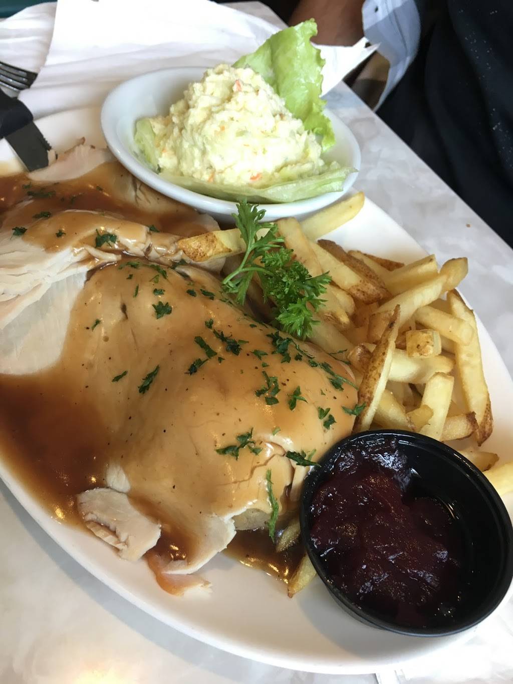 Modern Snack Bar | restaurant | 628 Main Rd, Aquebogue, NY 11931, USA | 6317223655 OR +1 631-722-3655