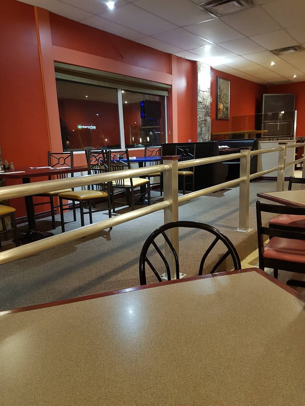 Ho Wah Restaurant | restaurant | 1073 Tecumseh Rd E, Windsor, ON N8W 1B3, Canada | 5199455251 OR +1 519-945-5251