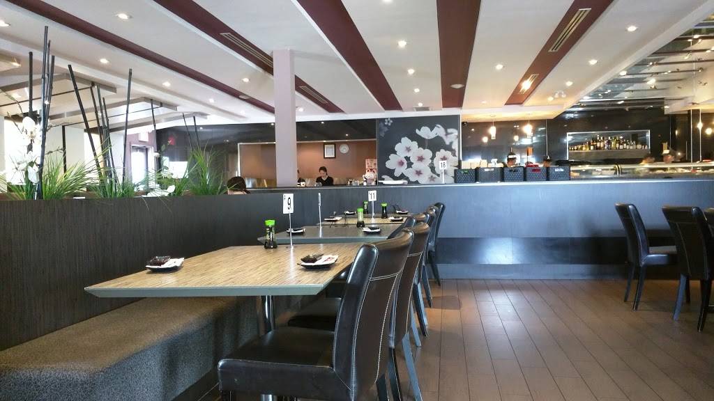 Yes Sushi | restaurant | 70 Sportsworld Dr, Kitchener, ON N2P 2J1, Canada | 5196533888 OR +1 519-653-3888