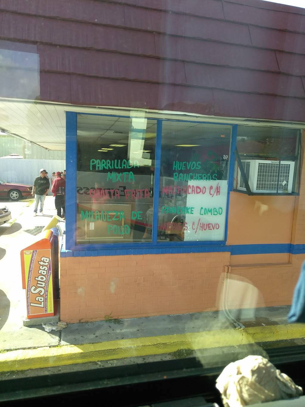 Taqueria Sahvayo | restaurant | 2915 Market St, Baytown, TX 77520, USA | 8325562000 OR +1 832-556-2000