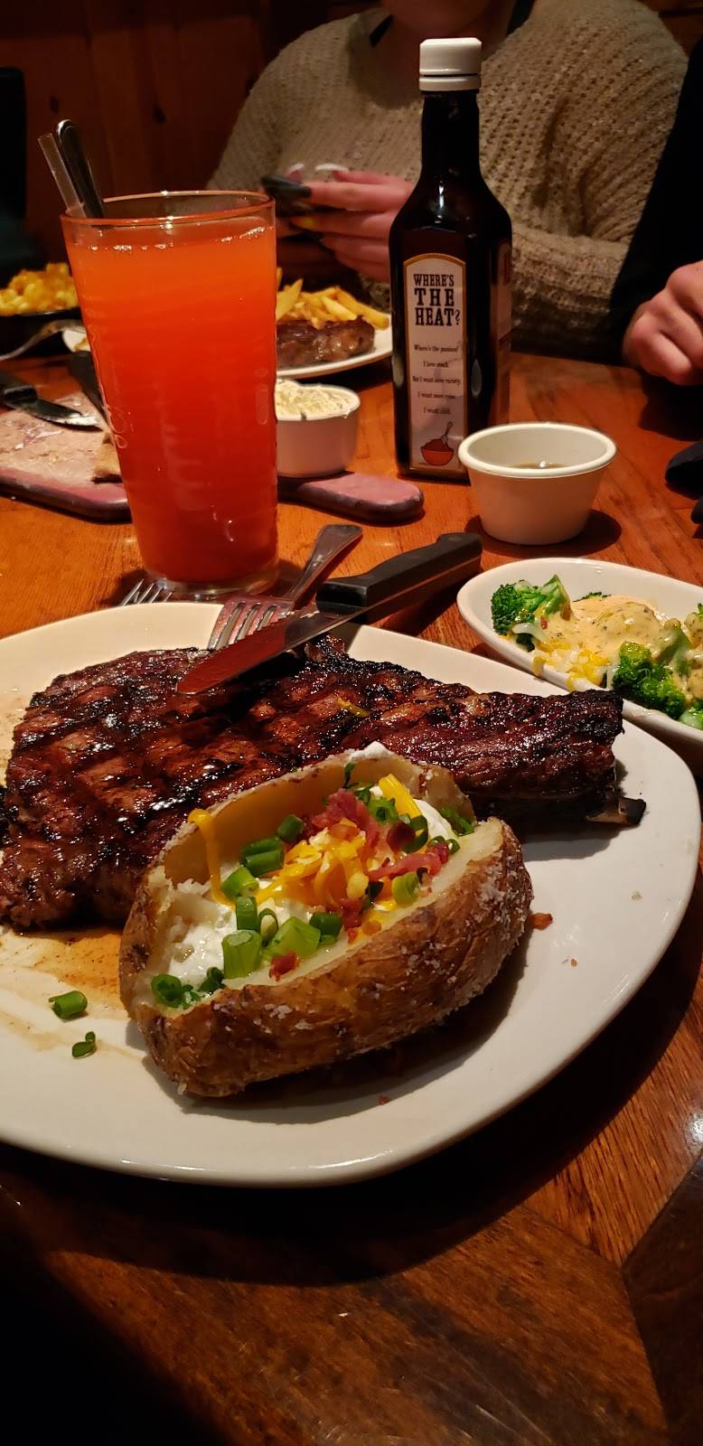 Outback Steakhouse | restaurant | 12001 Harbor Blvd, Garden Grove, CA 92840, USA | 7146631107 OR +1 714-663-1107