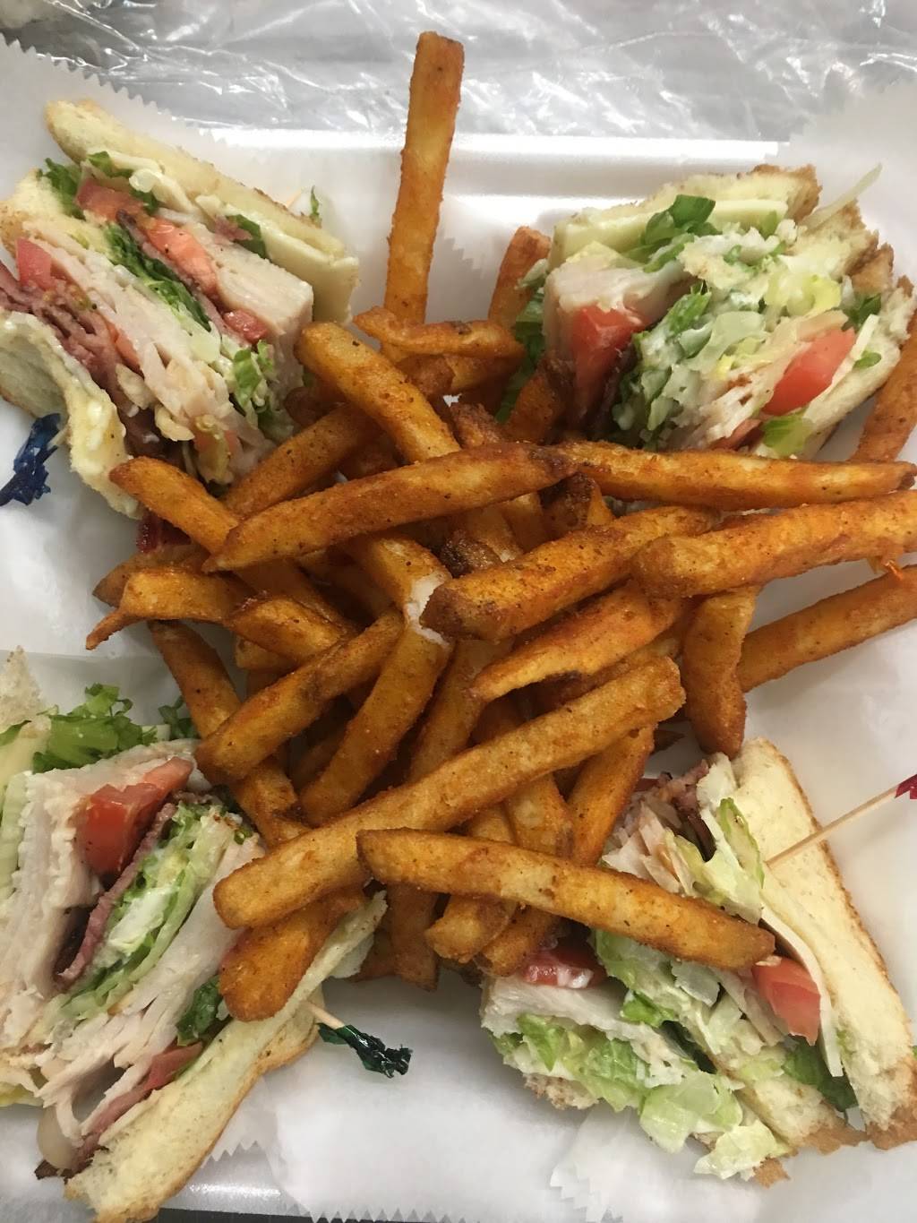 Bubbas Breakaway | restaurant | 905 York Rd, Towson, MD 21204, USA | 4102964080 OR +1 410-296-4080