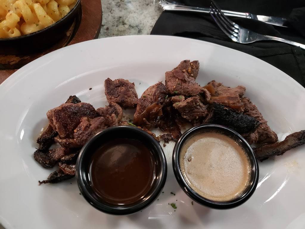 Good Times On The Ave | restaurant | 19416 Livernois, Detroit, MI 48221, USA | 3137396601 OR +1 313-739-6601