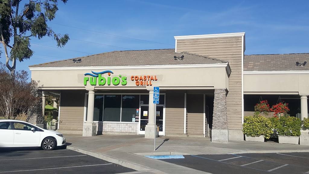 Rubios Coastal Grill | restaurant | 10785 Scripps Poway Pkwy, San Diego, CA 92131, USA | 8585781981 OR +1 858-578-1981