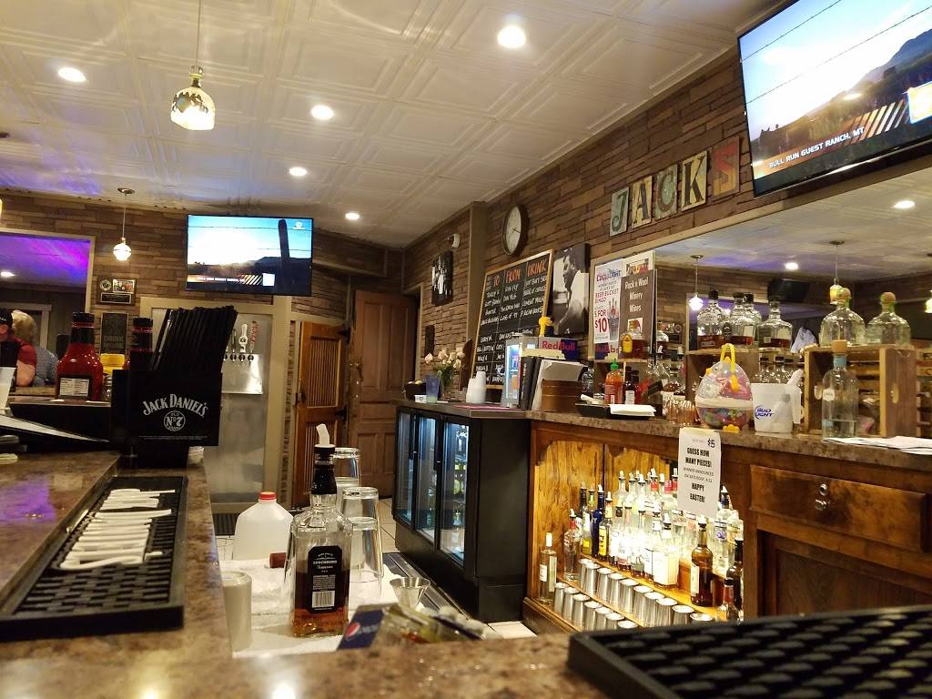 Jacks Tap | restaurant | 1207 Dunn St, Portage, WI 53901, USA | 6085661666 OR +1 608-566-1666