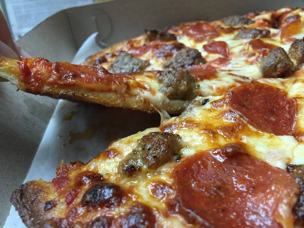 Angelinas Pizza House | restaurant | 1548 Home Ave, Akron, OH 44310, USA | 3306338642 OR +1 330-633-8642