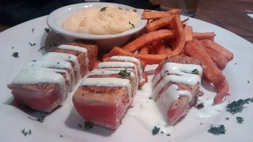 Blue Marlin Seafood Market | restaurant | 2223 Bedford Ave, Lynchburg, VA 24503, USA | 4348461600 OR +1 434-846-1600