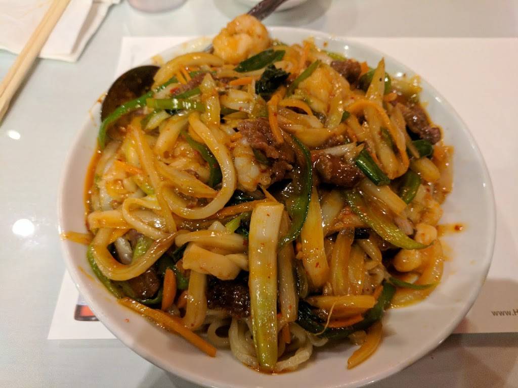 Twin Dragon Restaurant | restaurant | 9046 W Golf Rd, Niles, IL 60714, USA | 8478036777 OR +1 847-803-6777