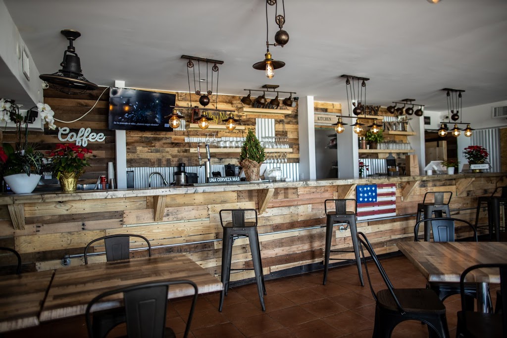 WHY NOT? | restaurant | 600 N Surf Rd, Hollywood, FL 33019, USA | 9542398075 OR +1 954-239-8075