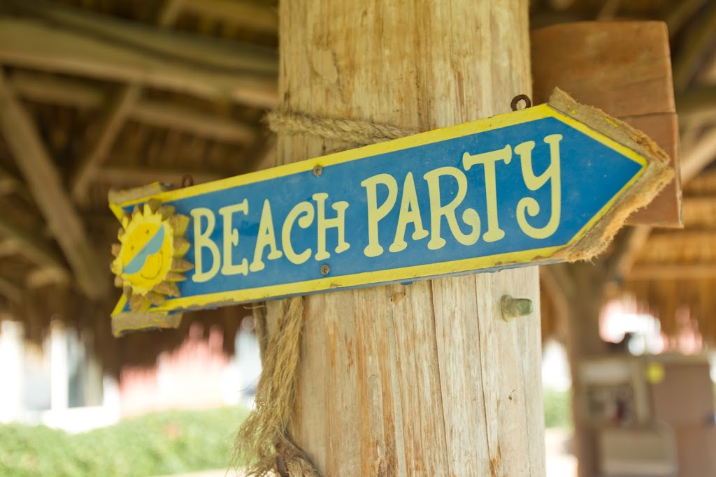 Gilligans Tiki Bar | restaurant | 2 Via De Luna Dr, Pensacola Beach, FL 32561, USA | 8509326800 OR +1 850-932-6800