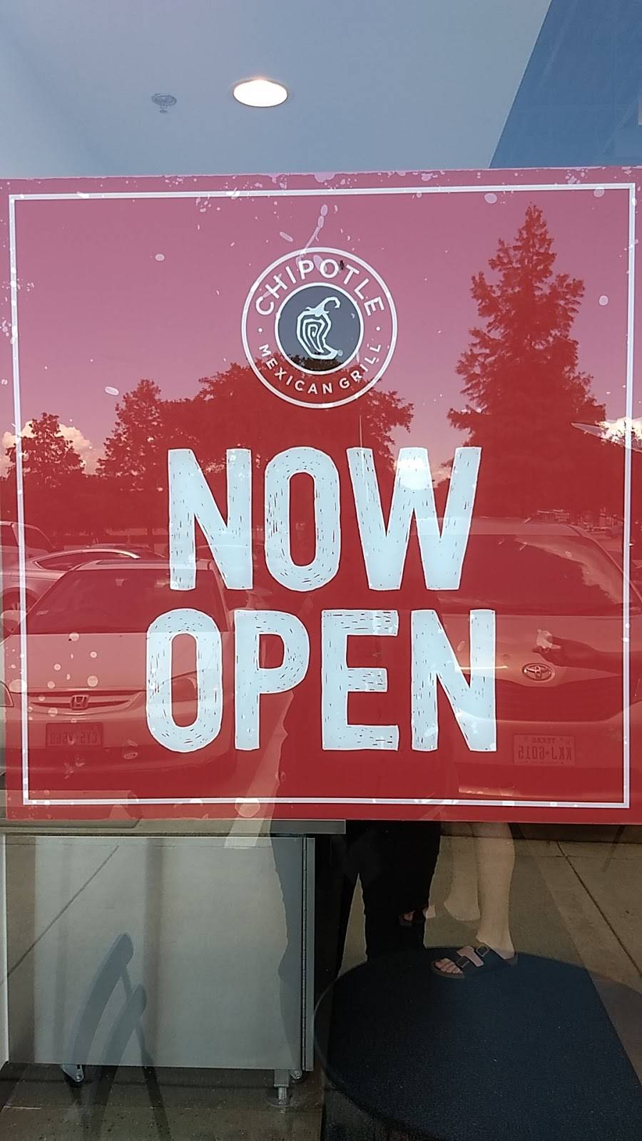 Chipotle Mexican Grill | restaurant | 1016 E Hebron Pkwy Ste 144, Carrollton, TX 75010, USA | 9723946135 OR +1 972-394-6135