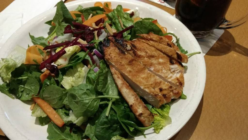 Boston Pizza | restaurant | 431 Norwich Ave, Woodstock, ON N4S 3W4, Canada | 5195367800 OR +1 519-536-7800