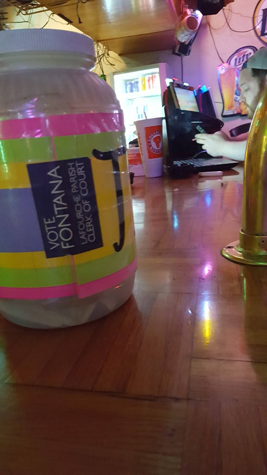 Norms Daiquiris & Grill | restaurant | 303 N Canal Blvd, Thibodaux, LA 70301, USA | 9854465393 OR +1 985-446-5393