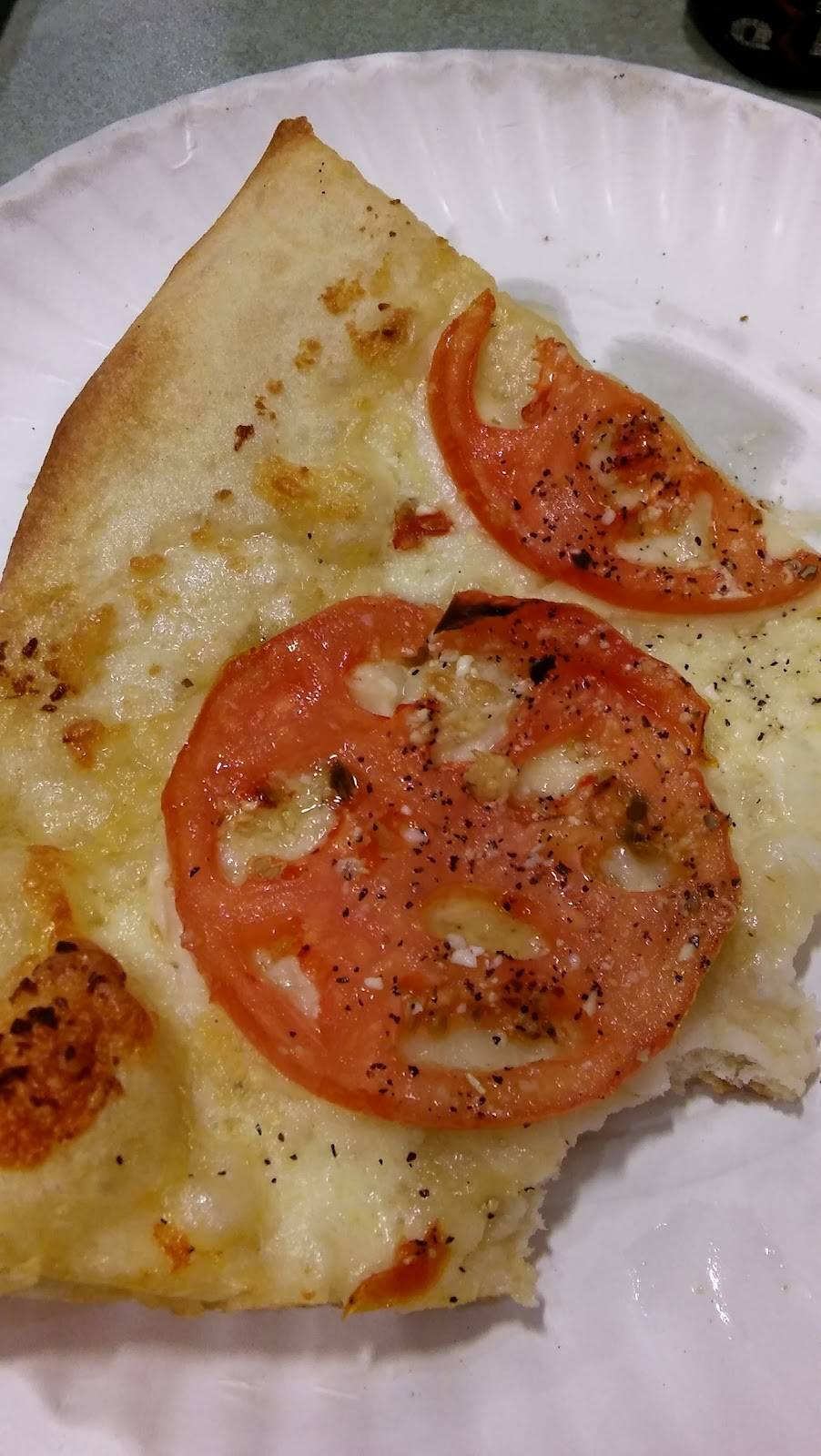 Lucas Pizza | restaurant | 3849 S Delsea Dr # 327325, Vineland, NJ 08360, USA | 8563272200 OR +1 856-327-2200