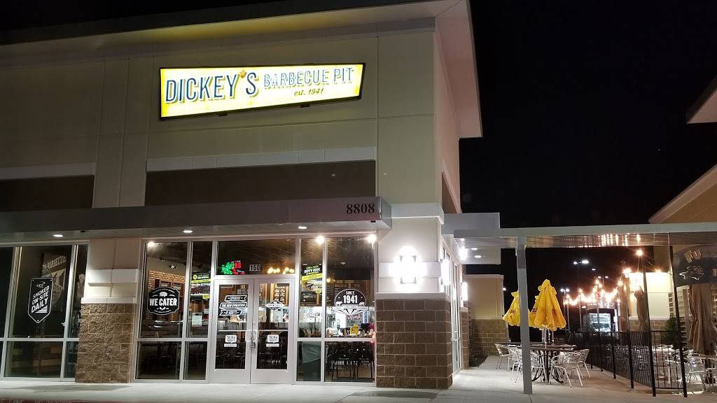 Dickeys Barbecue Pit | restaurant | 8808 North, TX-146, Baytown, TX 77523, USA | 2819180075 OR +1 281-918-0075