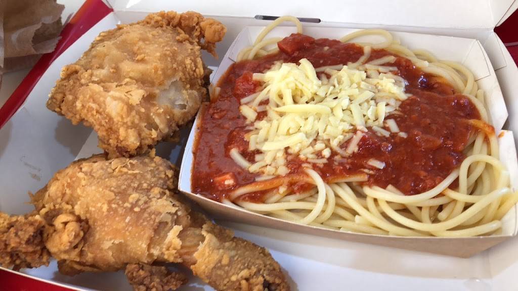 Jollibee | restaurant | 6021 Mack Rd, Sacramento, CA 95823, USA | 9163996023 OR +1 916-399-6023