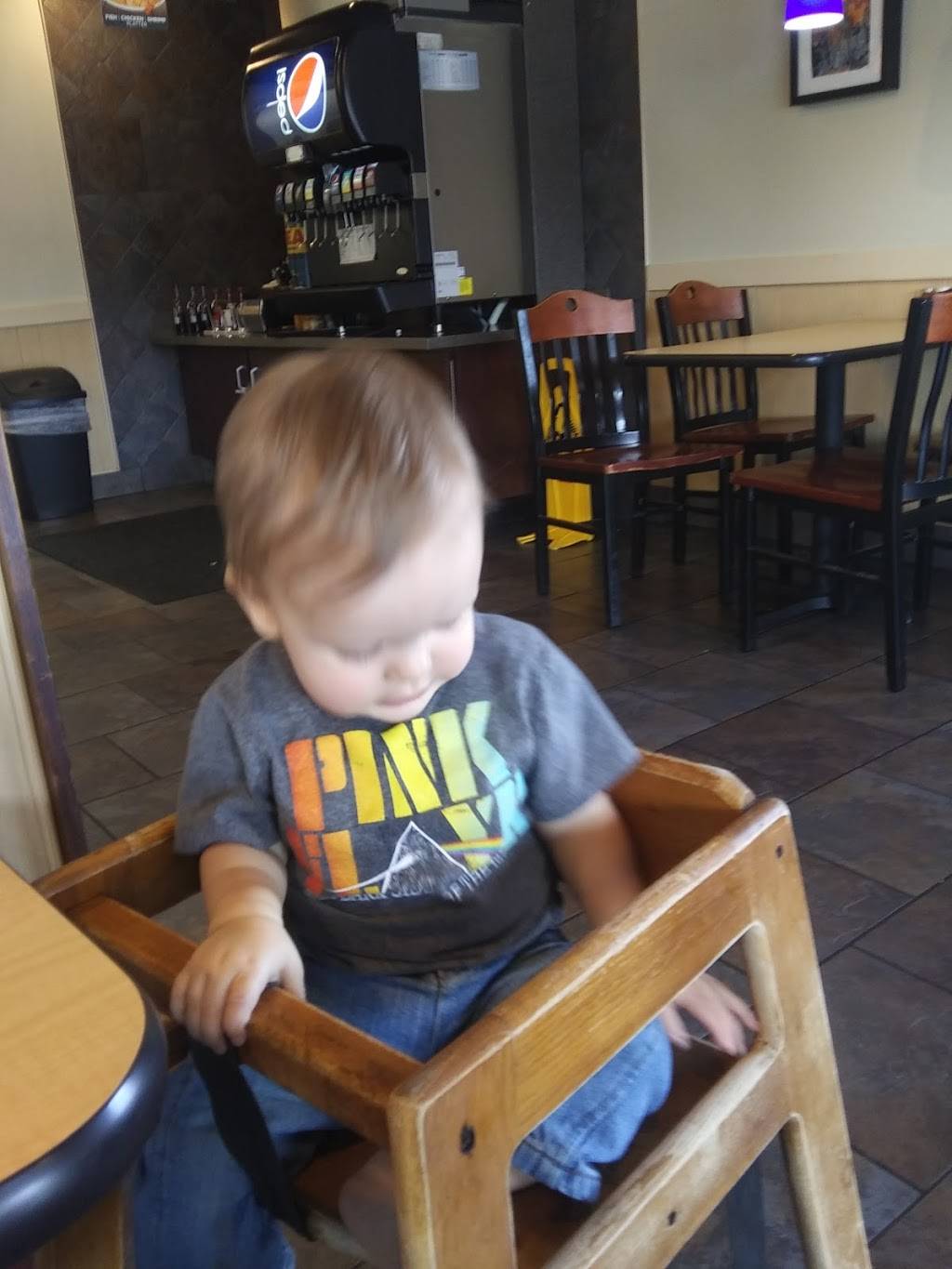 Long John Silvers | restaurant | 1102 Huntsville Hwy, Fayetteville, TN 37334, USA | 9314337427 OR +1 931-433-7427