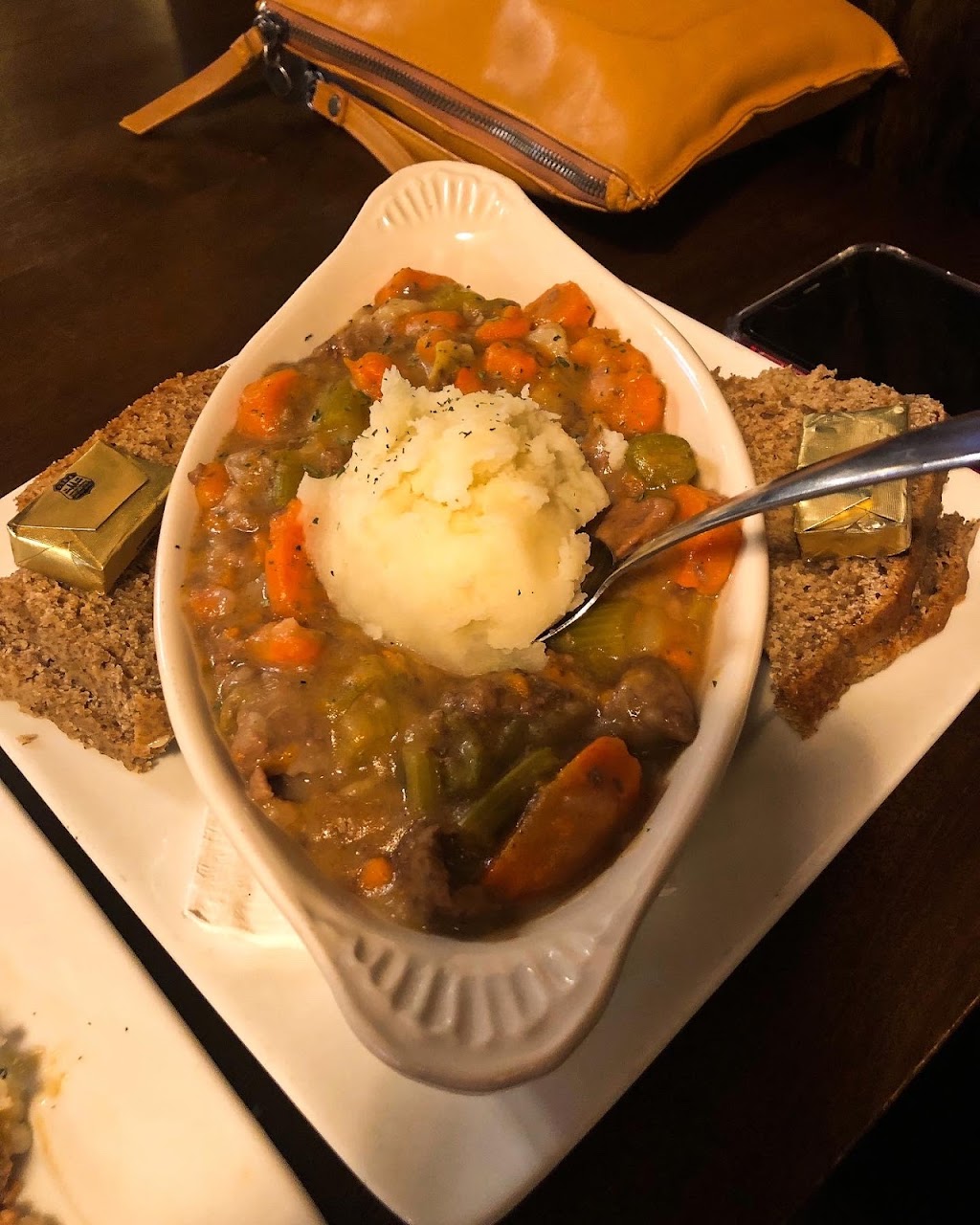 The Cottage Pub | restaurant | 3810 Broadway, San Antonio, TX 78209, USA | 2104639111 OR +1 210-463-9111