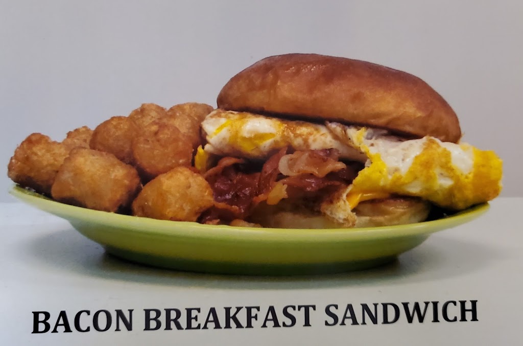 Burgers, Wings, & Things LLC | restaurant | 400 Mill Ave SE, New Philadelphia, OH 44663, USA | 3304407348 OR +1 330-440-7348