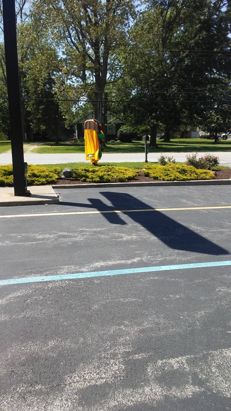 Subway | restaurant | 1321 S Randolph St, Garrett, IN 46738, USA | 2603574178 OR +1 260-357-4178