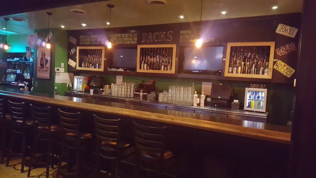 Jacks American Pub | restaurant | 1323 E Brady St, Milwaukee, WI 53202, USA | 4147632830 OR +1 414-763-2830