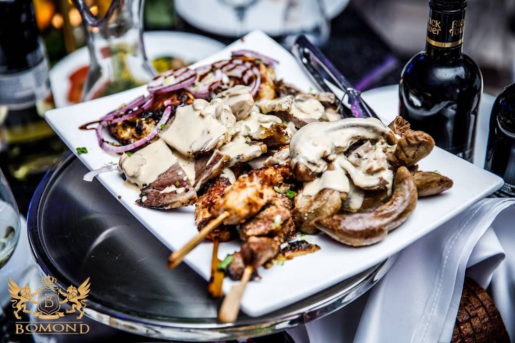 Bomond Restaurant | restaurant | 1200 Hwy 7 unit 5, Thornhill, ON L4J 0E1, Canada | 9055972900 OR +1 905-597-2900