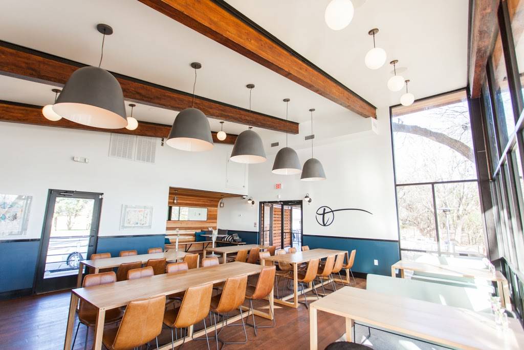 Tillery Kitchen and Bar | night club | 3201 E Cesar Chavez St, Austin, TX 78702, USA | 5125240580 OR +1 512-524-0580