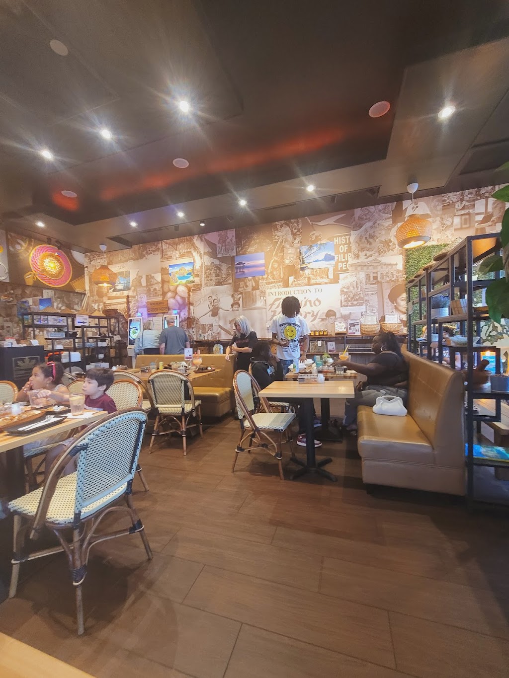 Purple Roots | restaurant | 4549 Southside Blvd #202, Jacksonville, FL 32216, USA | 9045510319 OR +1 904-551-0319