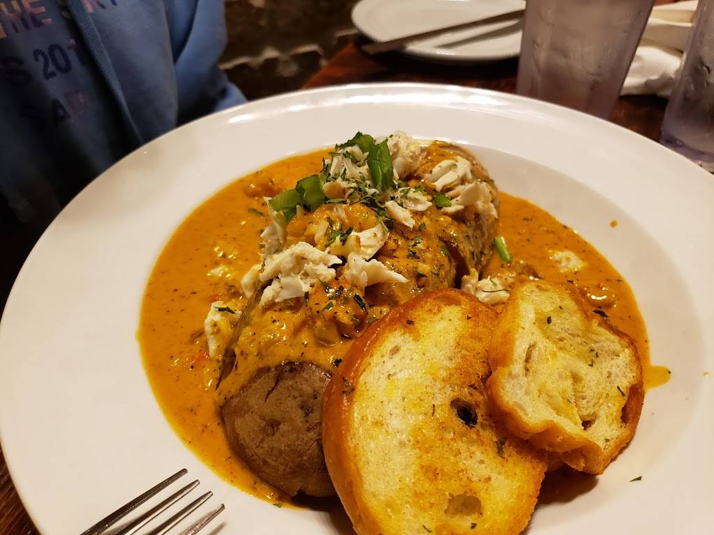 Roux 61 | restaurant | 8322 Bluebonnet Blvd, Baton Rouge, LA 70810, USA | 2253008880 OR +1 225-300-8880