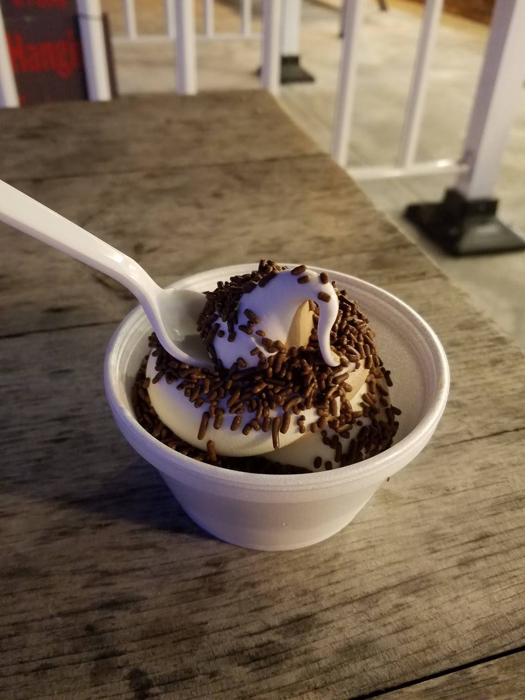 Kream N Kone Restaurant | restaurant | 1653 Main St, Chatham, MA 02633, USA | 5089453308 OR +1 508-945-3308