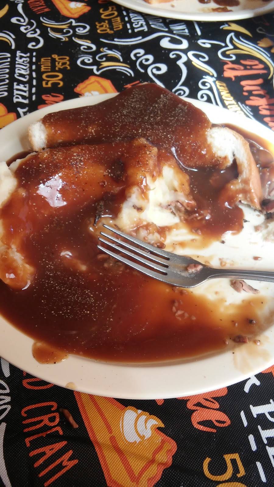 Tinas Diner | restaurant | 4315 Madison St, Roseville, OH 43777, USA | 7408492655 OR +1 740-849-2655