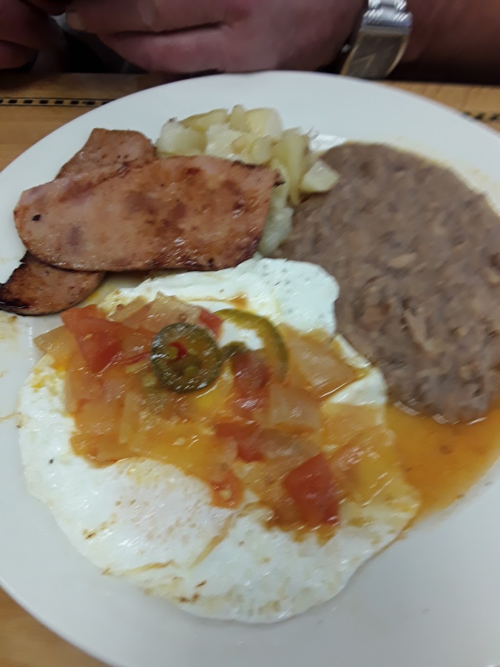 Janies Cafe Tex-Mex Restaurant | restaurant | 7519 Somerset Rd, San Antonio, TX 78211, USA | 7264440910 OR +1 726-444-0910