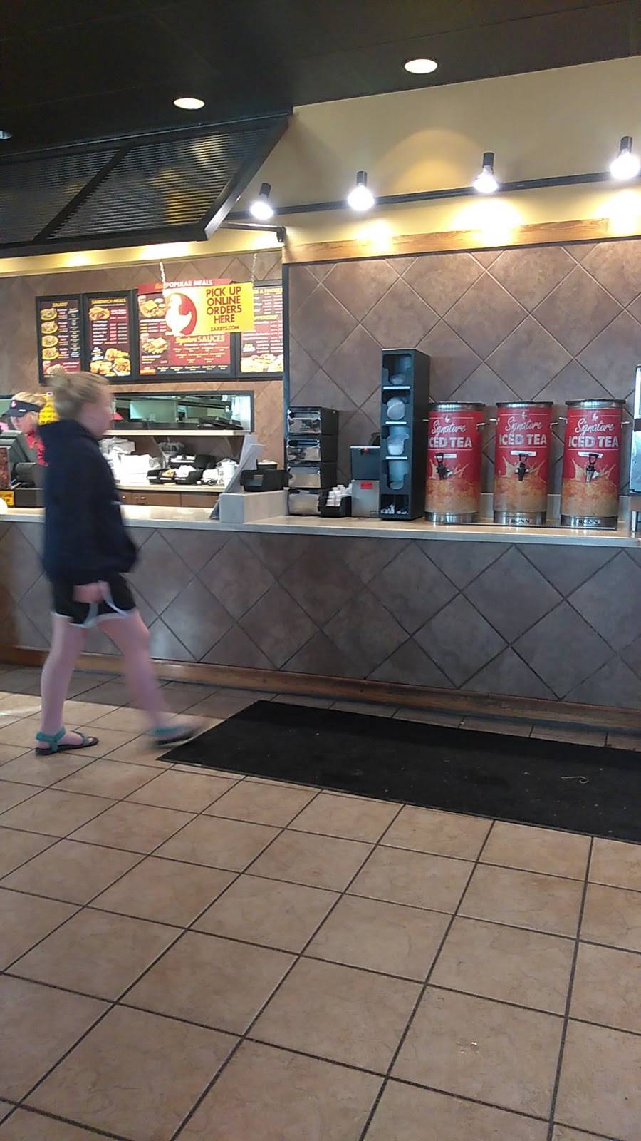 Zaxbys Chicken Fingers & Buffalo Wings | restaurant | 366 Cox Creek Pkwy, Florence, AL 35630, USA | 2567650054 OR +1 256-765-0054