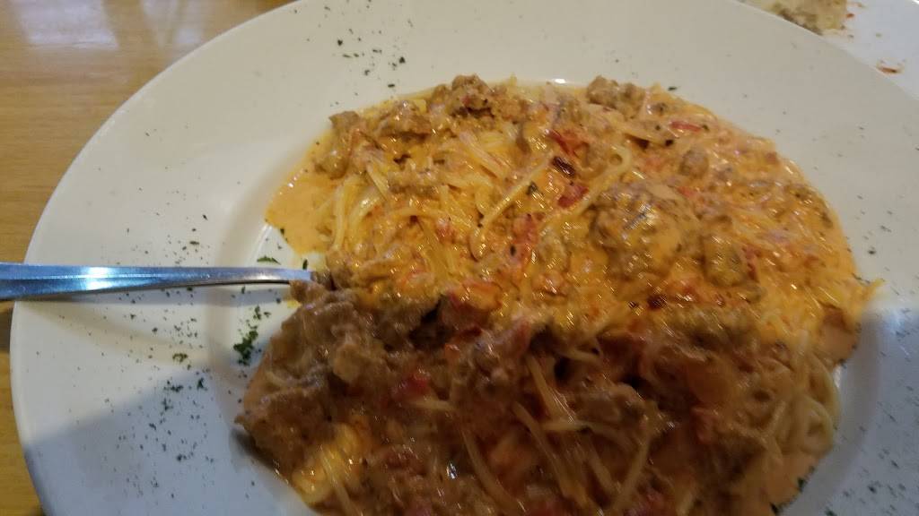 Dinos Pizzeria | restaurant | 477 W Harwood Rd, Hurst, TX 76054, USA | 8172850605 OR +1 817-285-0605