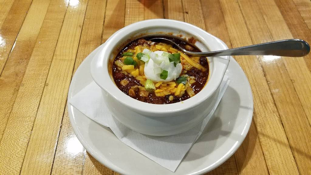 The Peddler | restaurant | 835 3rd Ave, Huntington, WV 25701, USA | 3046910415 OR +1 304-691-0415