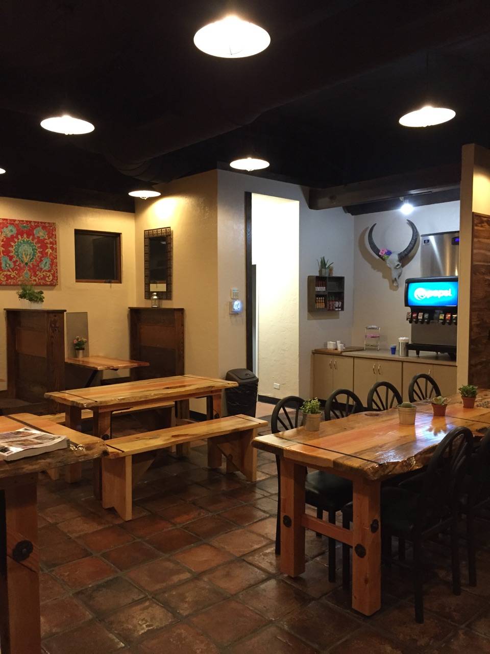 Chulas Restaurant and Cantina | restaurant | 610 E Broadway, Eugene, OR 97401, USA | 5412468665 OR +1 541-246-8665