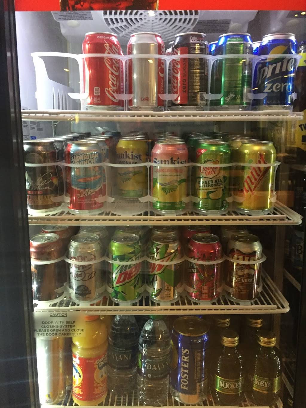 Papa Gs | restaurant | 204 S Seminary St, Downs, IL 61736, USA | 3093781333 OR +1 309-378-1333