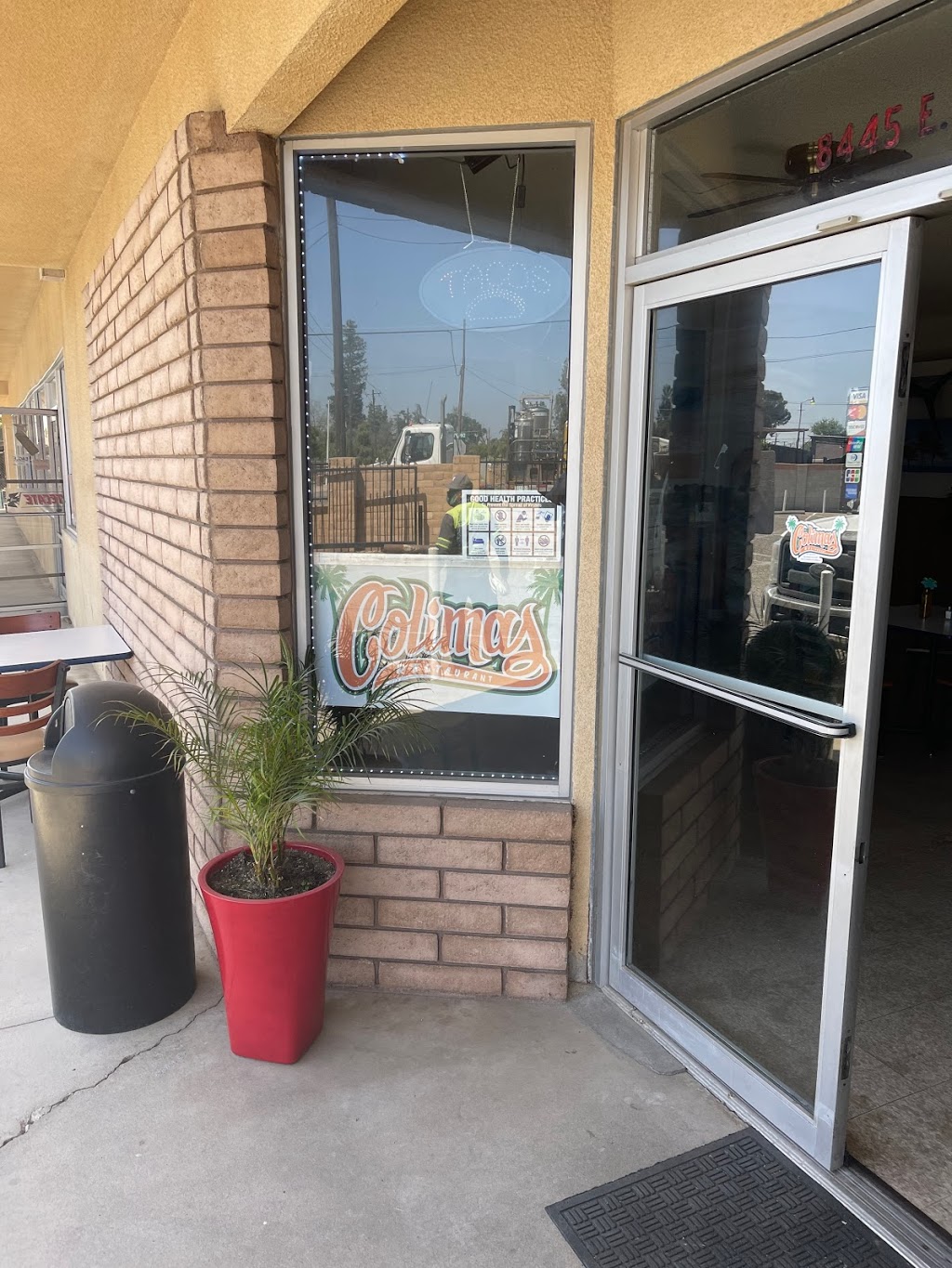 Colimas restaurant | restaurant | 8445 E Dinuba Ave suit B, Selma, CA 93662, USA | 5593858793 OR +1 559-385-8793