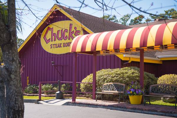 Chuck’s Steak House | restaurant | 9695 N Kings Hwy, Myrtle Beach, SC 29572, USA | 8434497611 OR +1 843-449-7611