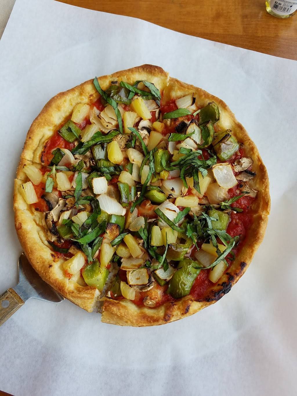 Nancys Pizza | restaurant | 2301 W Monroe St, Springfield, IL 62704, USA | 2176790456 OR +1 217-679-0456